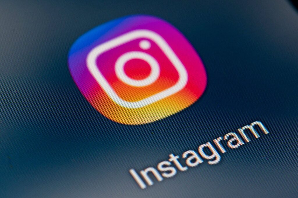 fungsi akun profesional instagram