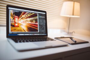 cara menjadineditor video profesional